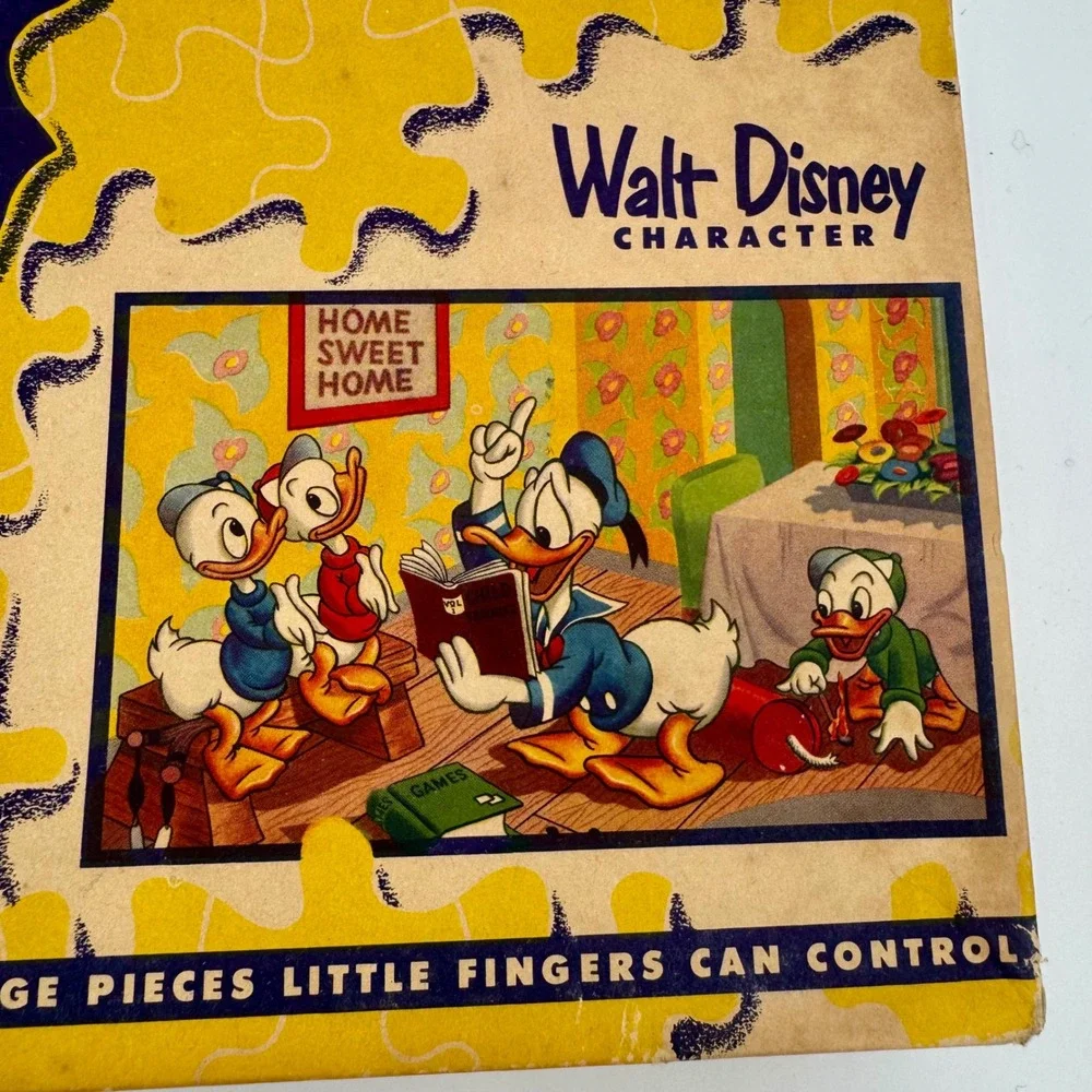 Vintage 1952 Jaymar Walt Disney Donald Duck Kiddies Jig Saw Puzzle 2899 MCMLII‎
